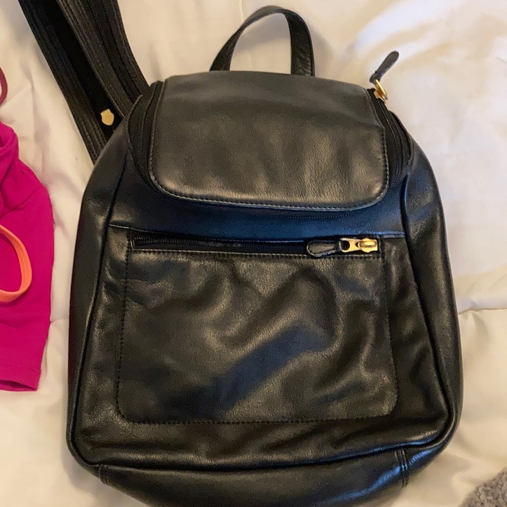 Small leather bag